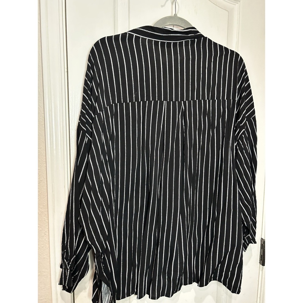 savanna jane embroidered top Button Down Floral Stripe NWT loose Boho Sz L - Picture 6 of 6